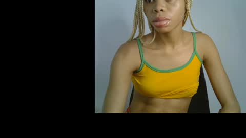 Snapshot of juicy_slut0 chatting on 06/04/26, 07:36 Champaign online show from 06/04/26, 07:36