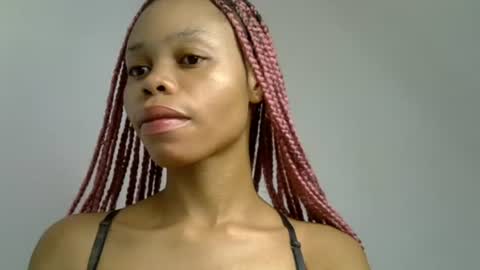Snapshot of juicy_slut0 chatting on 07/01/26, 07:43 Champaign online show from 07/01/26, 07:43