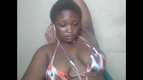 juicyboobssx online show from 09/19/25, 11:27