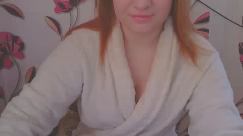 Snapshot of juicycherry99 chatting on 02/19/25, 12:11 juicycherry99 online show from 02/19/25, 12:11