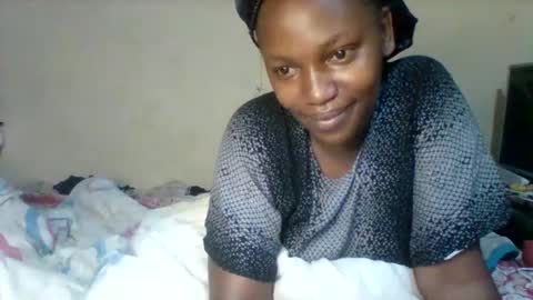 Snapshot of juicyicequeen chatting on 11/16/25, 01:00 juicyicequeen online show from 11/16/25, 01:00