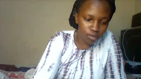 Snapshot of juicyicequeen chatting on 11/19/25, 01:11 juicyicequeen online show from 11/19/25, 01:11