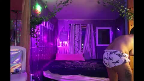 Snapshot of juicyjayxxx69 chatting on 11/08/25, 03:50 juicyjayxxx69 online show from 11/08/25, 03:50