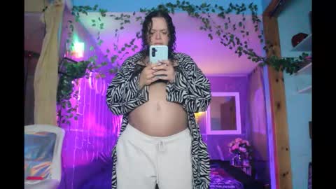 Snapshot of juicyjayxxx69 chatting on 02/23/26, 03:26 juicyjayxxx69 online show from 02/23/26, 03:26