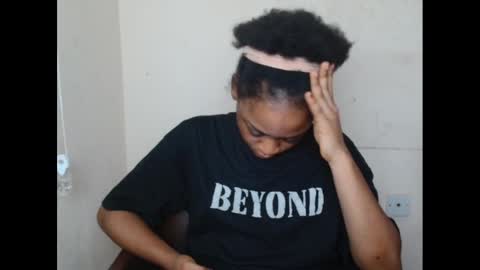 Snapshot of juicynwetx chatting on 03/12/25, 11:44 juicynwetx online show from 03/12/25, 11:44