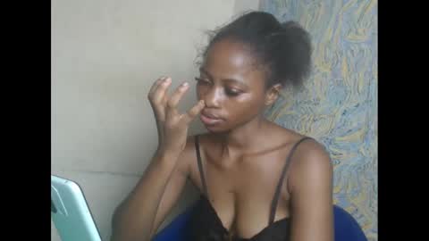 juicypiexx online show from 02/19/25, 02:12