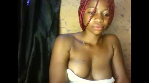 juicypiexx online show from 12/21/25, 02:46