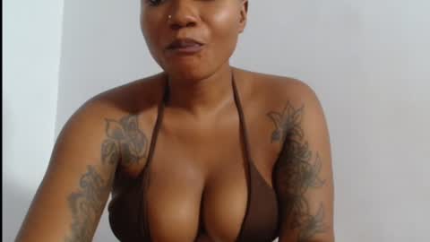 juicyxpink online show from 06/18/26, 11:58