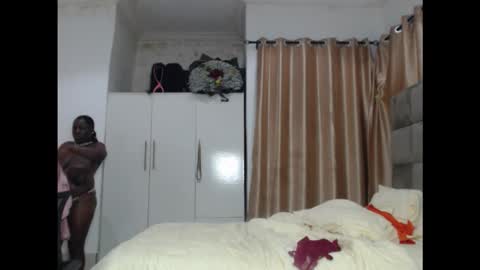 juicyxxxboobs online show from 11/09/25, 12:09