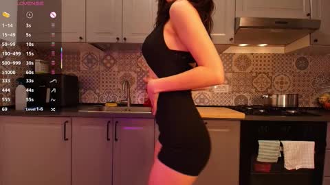 Juicy online show from 11/12/25, 04:51