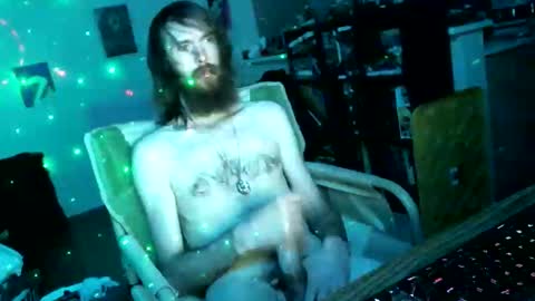 Snapshot of jukeb0x77 chatting on 11/19/25, 09:42 Juk3B0x77 online show from 11/19/25, 09:42