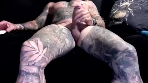 Snapshot of jules23tats chatting on 10/06/25, 07:50 jules23tats online show from 10/06/25, 07:50