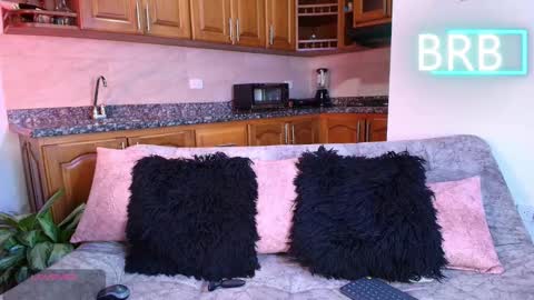 Snapshot of jules_n_gia chatting on 03/15/26, 07:42 Jules and Gia online show from 03/15/26, 07:42