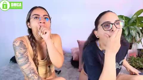 Snapshot of jules_n_gia chatting on 06/27/26, 12:22 Jules and Gia online show from 06/27/26, 12:22
