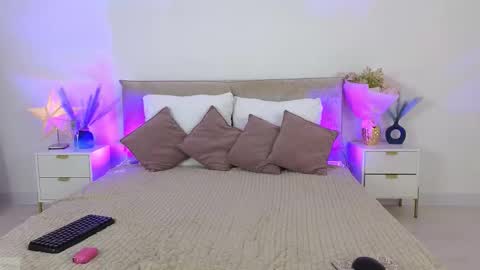 Snapshot of jules_night chatting on 11/05/25, 09:26 Jules Night online show from 11/05/25, 09:26