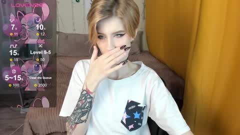 Snapshot of julescrown chatting on 01/10/25, 01:10 Jules online show from 01/10/25, 01:10