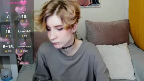 Snapshot of julescrown chatting on 01/31/25, 04:25 Jules online show from 01/31/25, 04:25