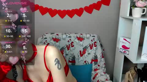 Snapshot of julescrown chatting on 02/14/25, 04:47 Jules online show from 02/14/25, 04:47