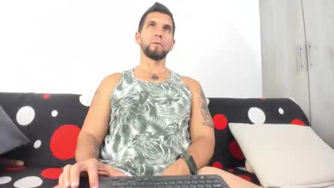 juleslake2 online show from 12/02/25, 02:17