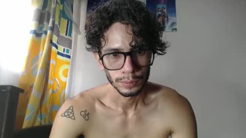 Julfigo online show from 02/21/25, 03:32