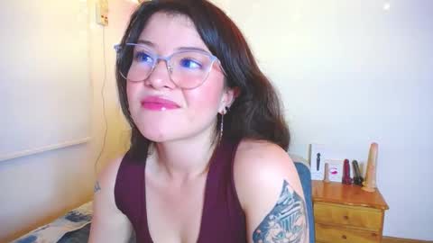 Snapshot of juli05star chatting on 02/06/25, 01:49 Juliana online show from 02/06/25, 01:49