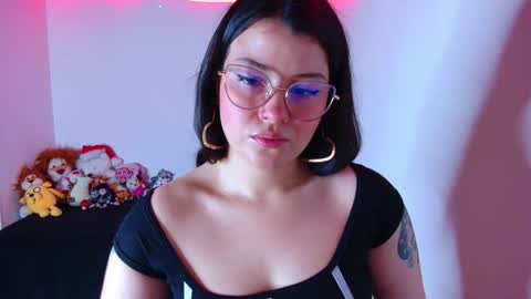 Juliana online show from 12/20/25, 01:56