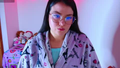 Juliana online show from 05/10/26, 02:17
