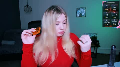 juli kisss online show from 01/21/25, 08:00