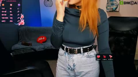 juli kisss online show from 03/11/25, 11:15