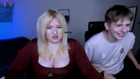 juli kisss online show from 09/16/25, 07:26