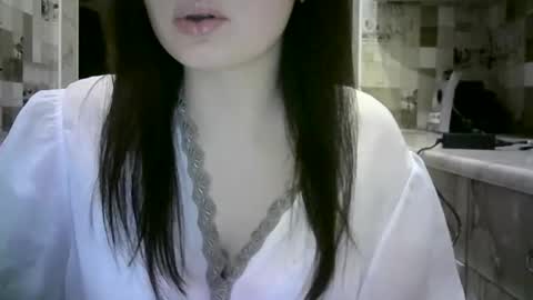 julia69009 online show from 02/03/25, 11:15