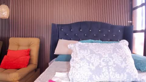 Julia online show from 10/27/25, 09:30