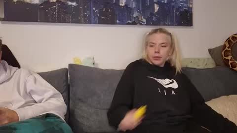 Snapshot of julia_official chatting on 11/09/25, 08:07 julia_official online show from 11/09/25, 08:07