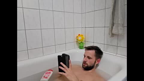 Snapshot of julia_official chatting on 02/02/26, 09:35 julia_official online show from 02/02/26, 09:35