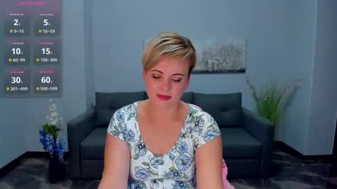 Snapshot of julia_wilsons chatting on 11/16/25, 06:52 Julia online show from 11/16/25, 06:52