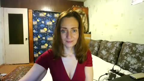 Snapshot of juliaa_foxi chatting on 12/27/24, 08:39 juliaa_foxi online show from 12/27/24, 08:39