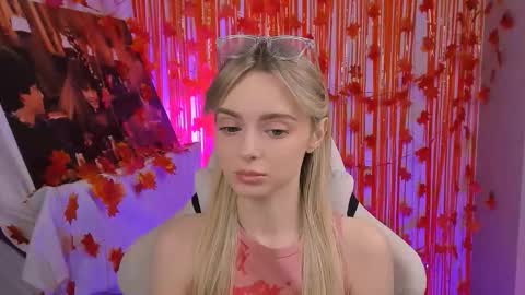 Snapshot of juliabrewwer chatting on 11/21/25, 11:31 Julia online show from 11/21/25, 11:31