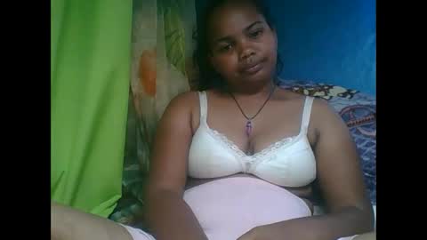 Snapshot of juliah02 chatting on 01/23/25, 11:15 juliah02 online show from 01/23/25, 11:15