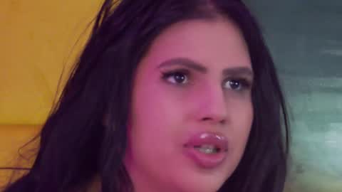 Snapshot of juliaharveyy chatting on 02/26/25, 08:11 Julia online show from 02/26/25, 08:11