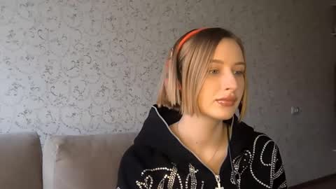 Kate online show from 03/18/26, 02:20