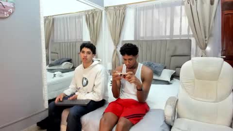 Snapshot of julian_billy chatting on 01/07/25, 02:41 julian billy online show from 01/07/25, 02:41