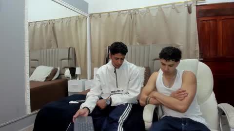 Snapshot of julian_billy chatting on 02/07/25, 11:34 julian billy online show from 02/07/25, 11:34