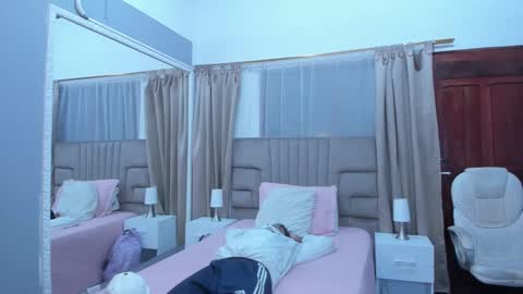 Snapshot of julian_billy chatting on 02/11/25, 11:32 julian billy online show from 02/11/25, 11:32