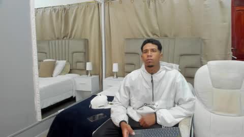 Snapshot of julian_billy chatting on 02/26/25, 11:20 julian billy online show from 02/26/25, 11:20