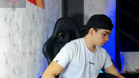 Snapshot of julian_mercier chatting on 05/30/26, 12:08 JULIAN online show from 05/30/26, 12:08