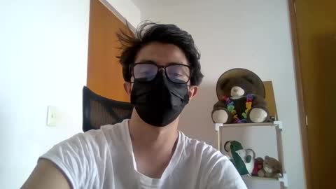 Snapshot of julian_mora7 chatting on 02/23/25, 04:46 Julian Mora online show from 02/23/25, 04:46