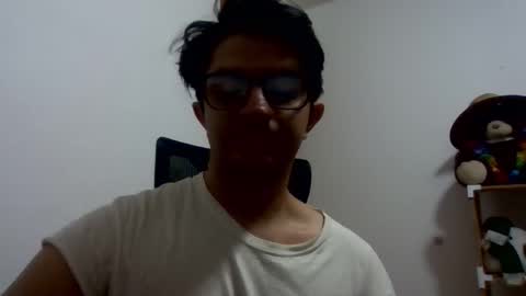 Snapshot of julian_mora7 chatting on 11/05/25, 10:59 Julian Mora online show from 11/05/25, 10:59