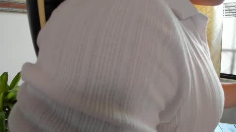 julian_wallace online show from 04/29/26, 07:42