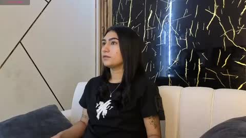 JULIANA AND CHRIS online show from 04/16/26, 04:52