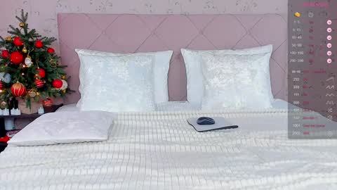 Snapshot of juliana_browns chatting on 01/07/25, 02:42 Juliana online show from 01/07/25, 02:42